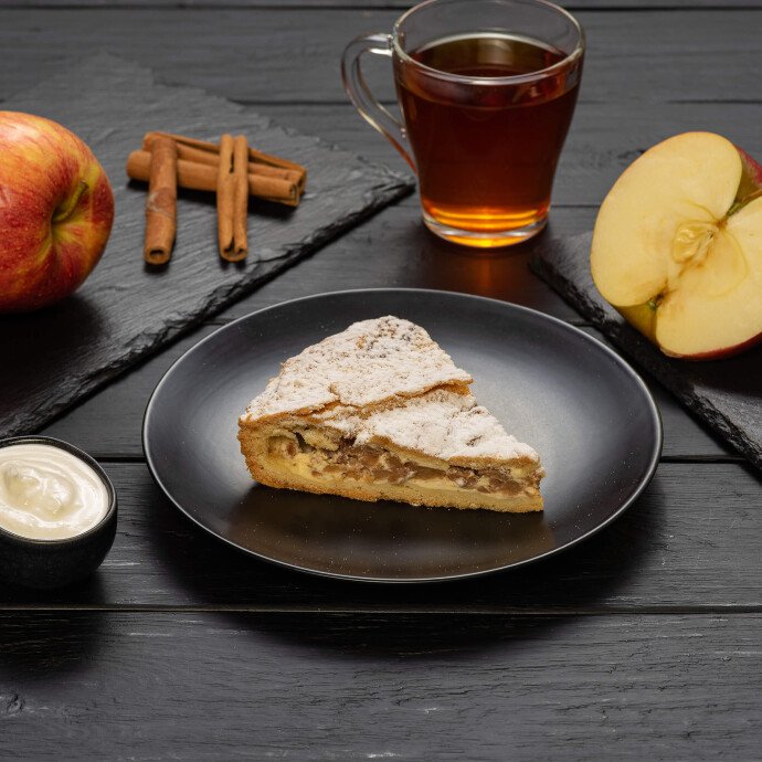 Пирог «Яблочный в сметанной заливке»