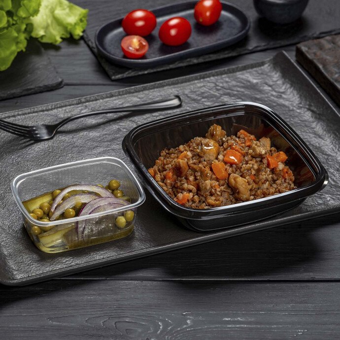 Гречка по-купечески и закуска из консервированных огурцов